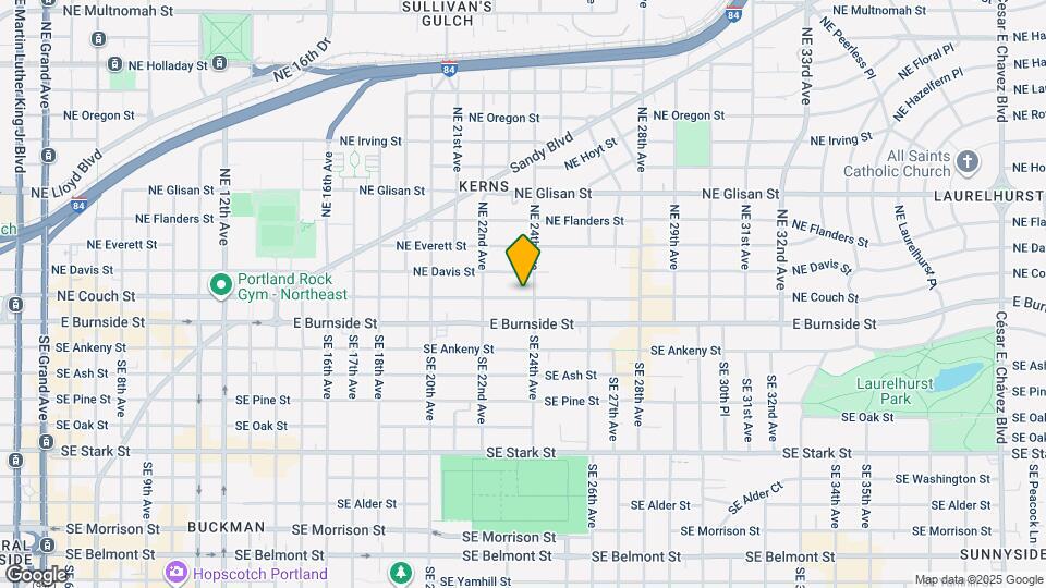 2335 NE Couch St Map and Location Details
