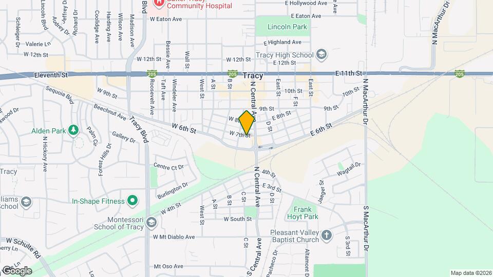 32 W 7th St Map and Location Details