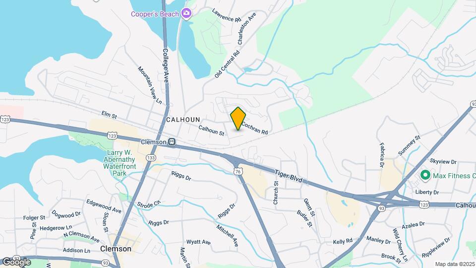 305 Crawford Ct Map and Location Details