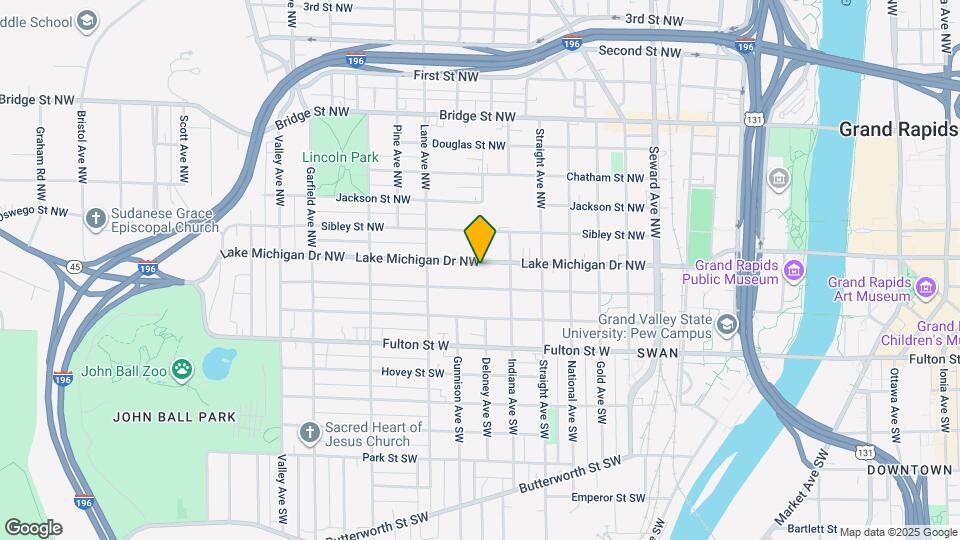 900 Lake Michigan Dr NW Map and Location Details