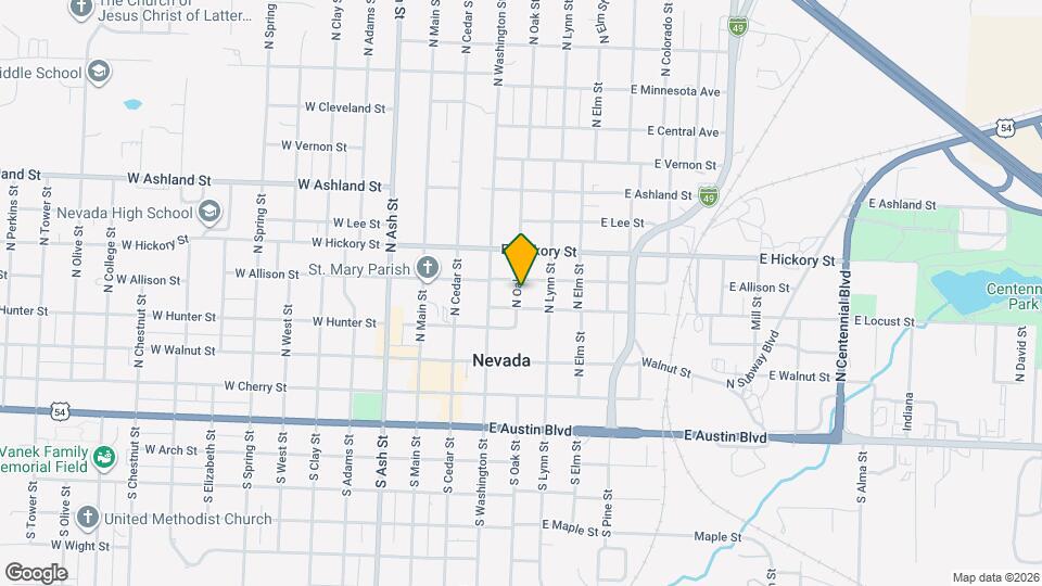 318 N Oak St Map and Location Details