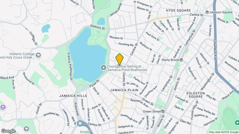18 Lakeville Rd, Unit 3 Map and Location Details