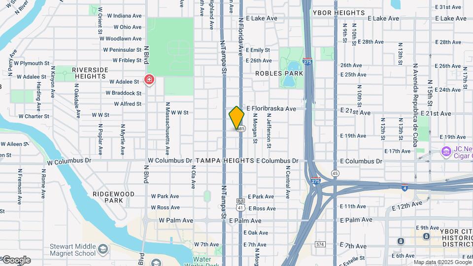 121 E Warren Ave Map and Location Details