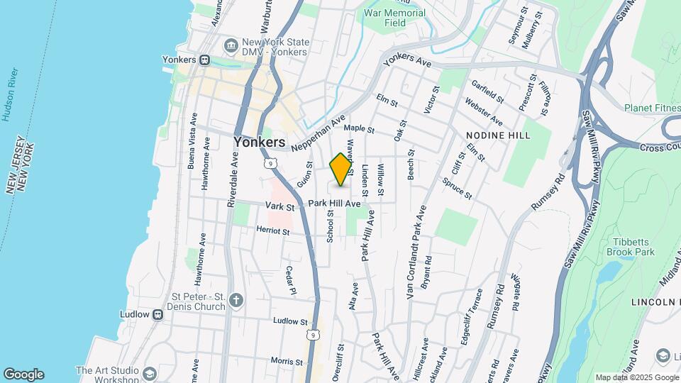 4 Waverly Pl Map and Location Details