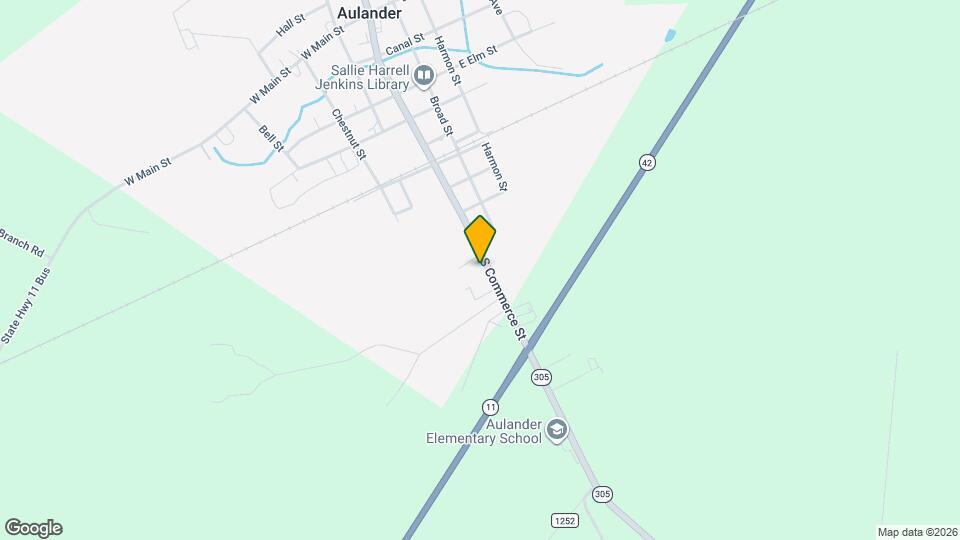 810 S Commerce St Map and Location Details