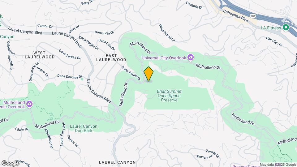 7972 Mulholland Dr Map and Location Details