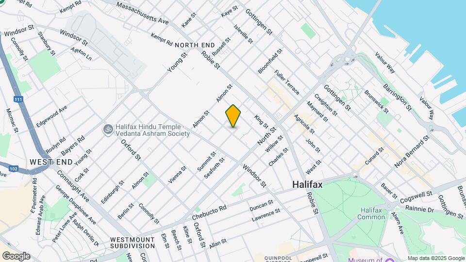 2677 Gladstone St, Unit 303 Map and Location Details