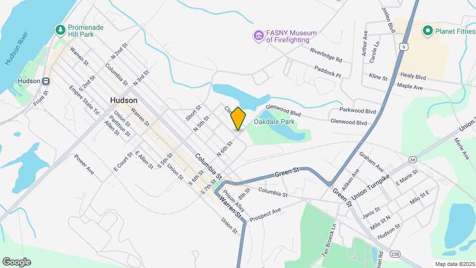 560 Washington St, Unit Apartment #2 Map and Location Details