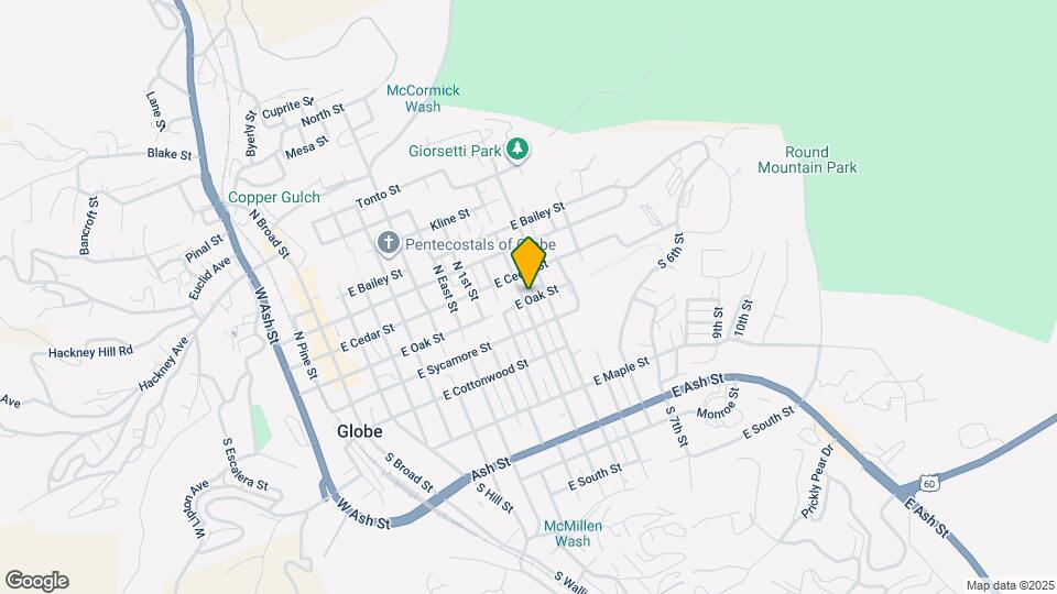 903 E Oak St Mapa y Detalles de la Ubicación