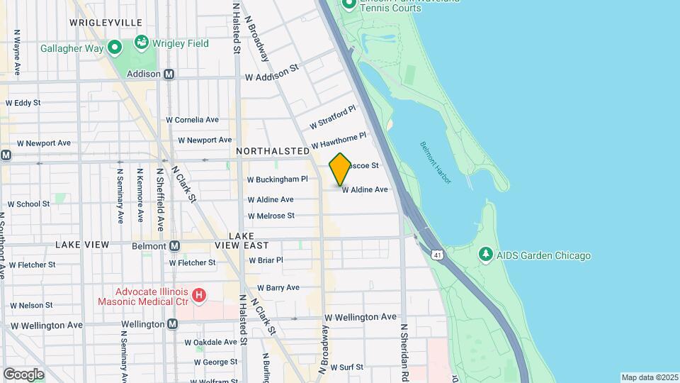 527 W Aldine, Unit M04B Map and Location Details