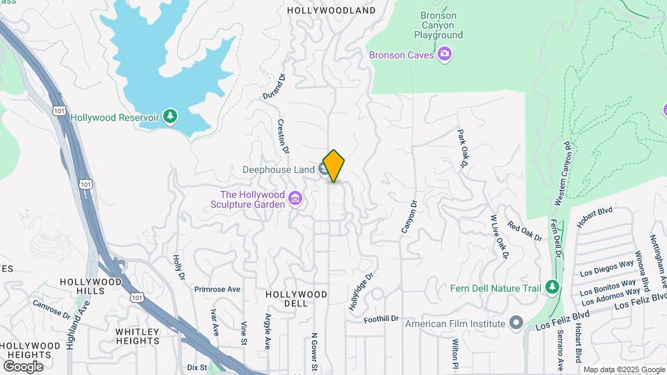 2476 N Beachwood Dr Map and Location Details