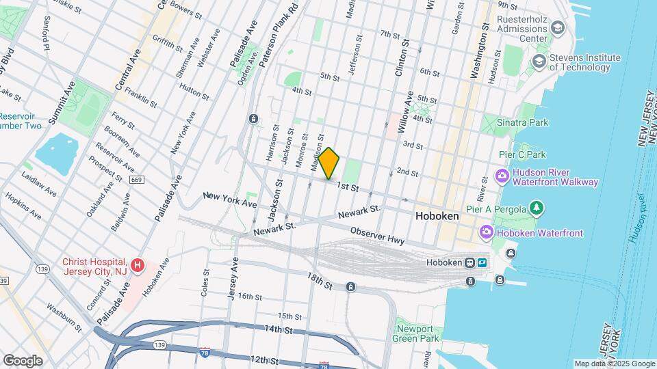 463 1st St Map and Location Details