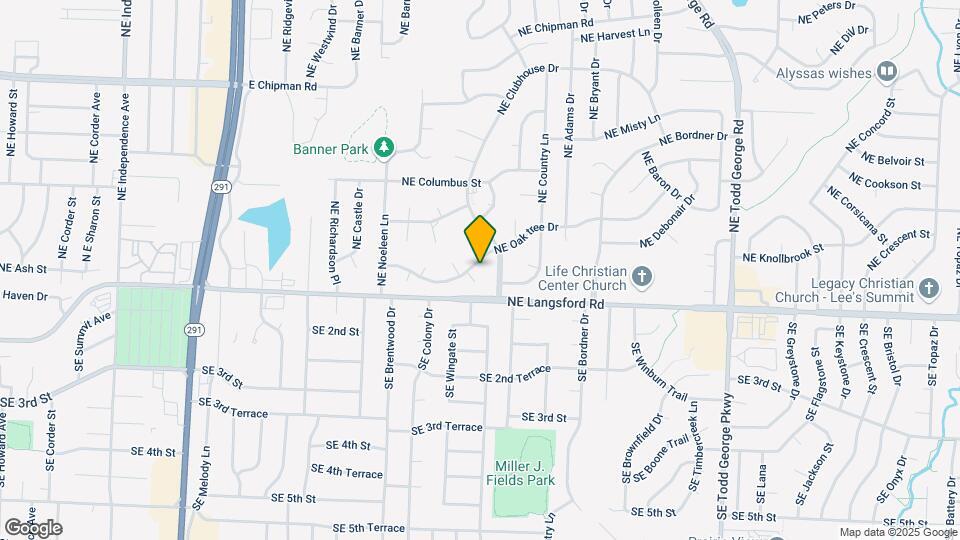 1131 NE Oak Tree Dr Map and Location Details