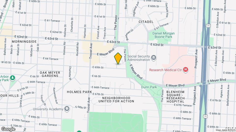 1402 E 65th St Map and Location Details