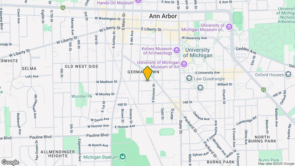 326 E Madison St Map and Location Details