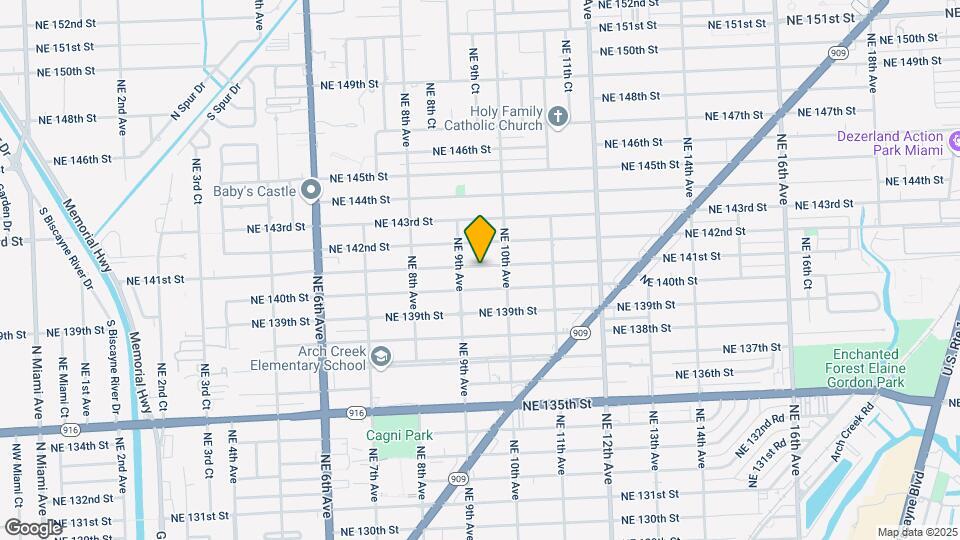 930 NE 141st St Map and Location Details