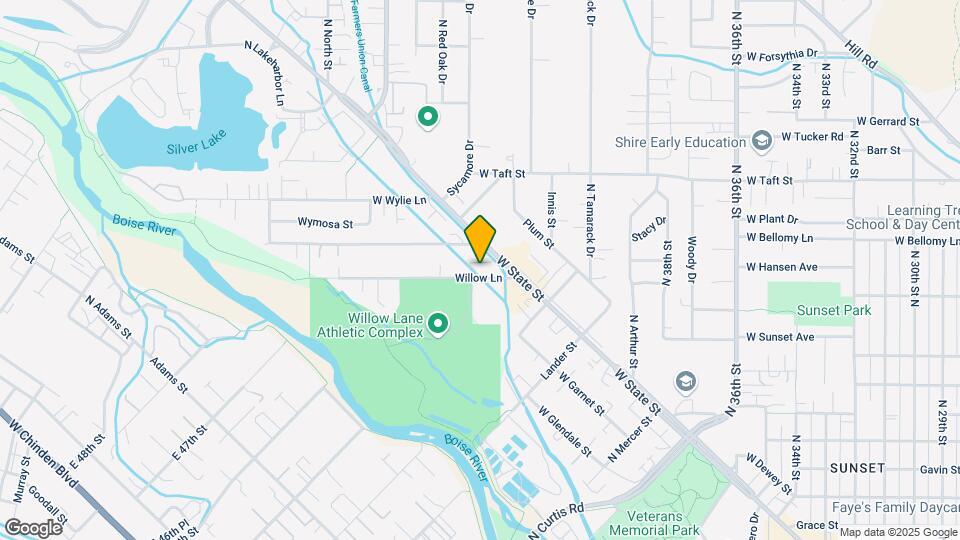 4402 W Willow Ln Map and Location Details
