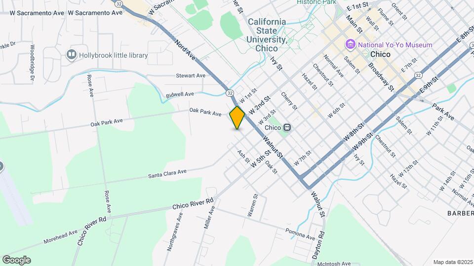 232 Oak St Map and Location Details