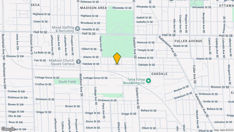 638 Oakdale St Mapa y Detalles de la Ubicación