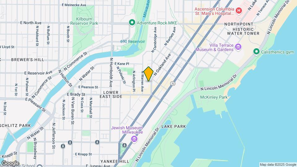 1751 N Cambridge Ave, Unit 4 Map and Location Details