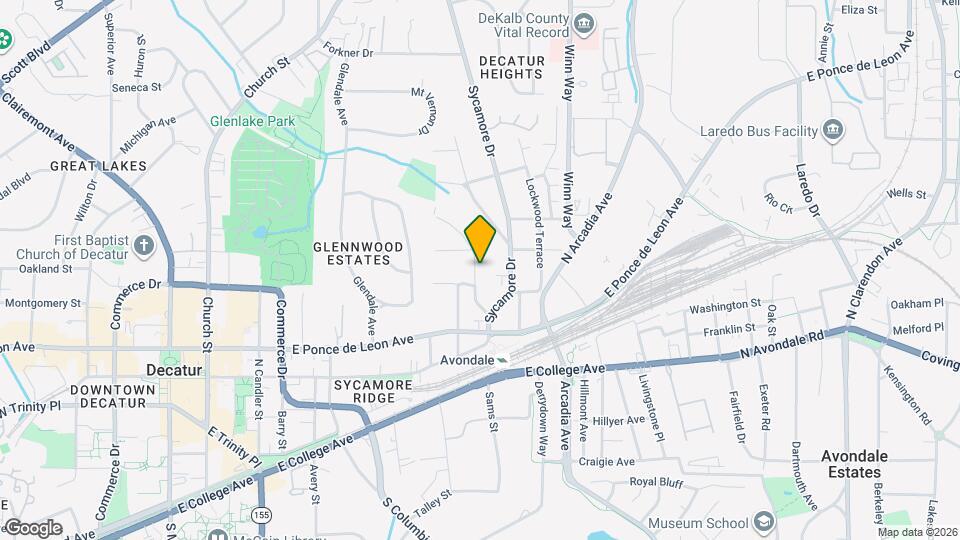 215 Hillcrest Ave Map and Location Details