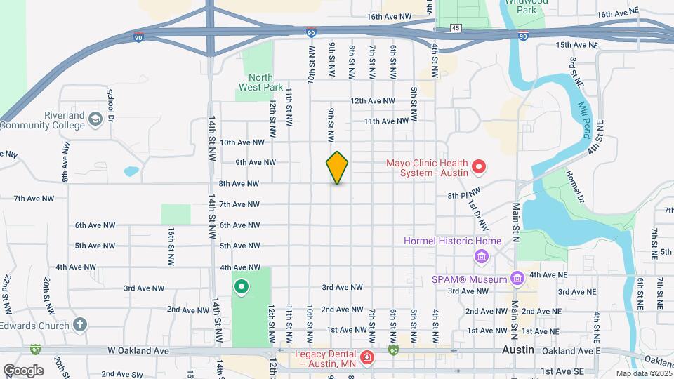 909 8th Ave NW Mapa y Detalles de la Ubicación