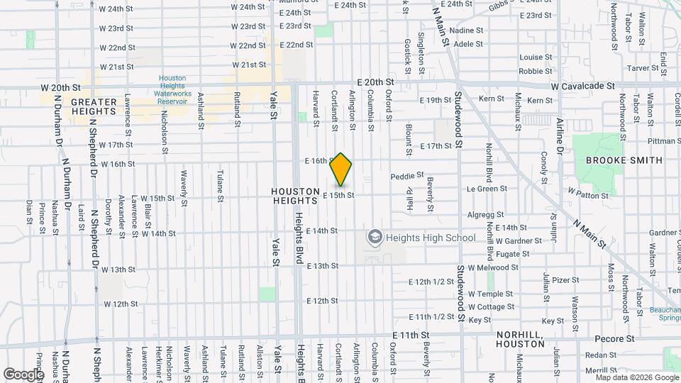 301 E 15th St Mapa y Detalles de la Ubicación