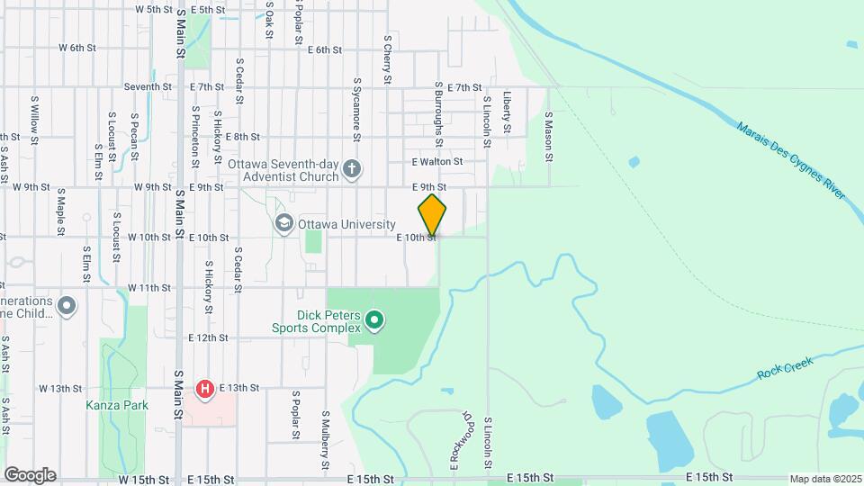 836 E 10th St Map and Location Details