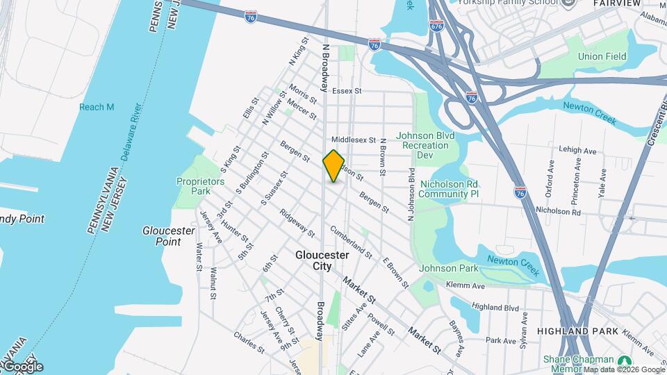527 Monmouth St Mapa y Detalles de la Ubicación