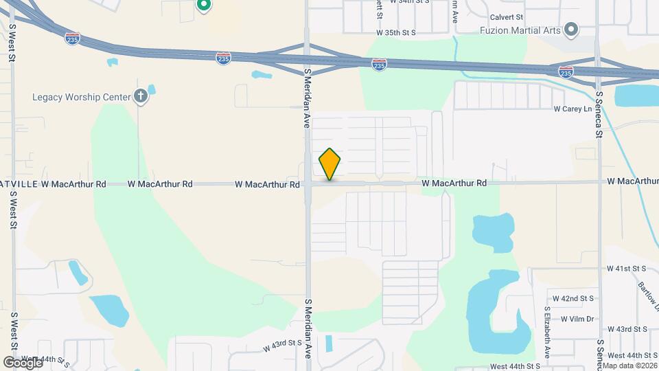 2411 W MacArthur Rd Map and Location Details