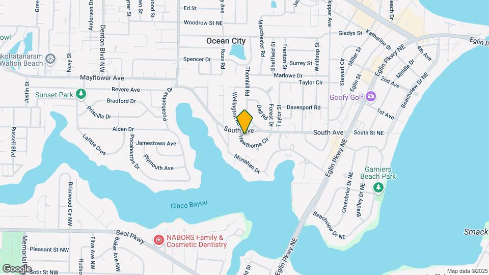 215 Hawthorne Cir Map and Location Details