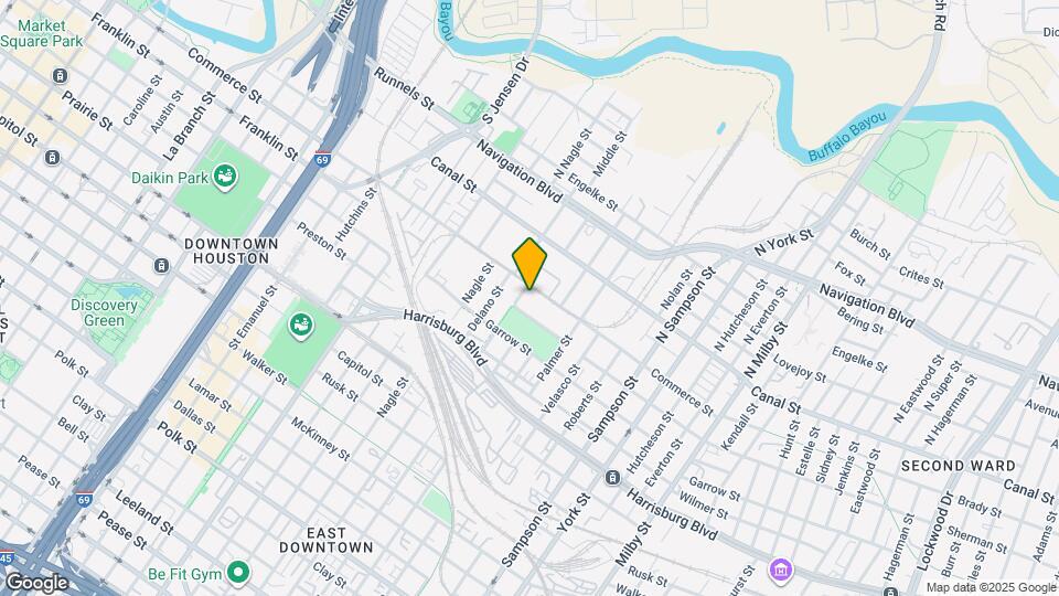 2914 Commerce St Map and Location Details