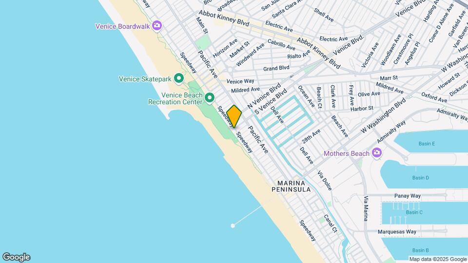 2205 Ocean Front Walk Map and Location Details