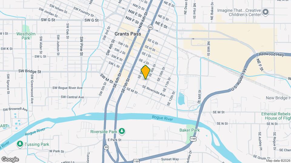704 SE 9th St Map and Location Details