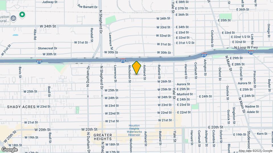 426 W 27th St Map and Location Details