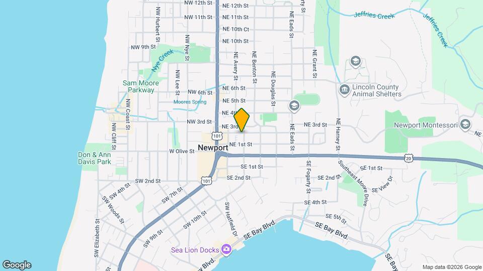 127 NE Benton St Map and Location Details