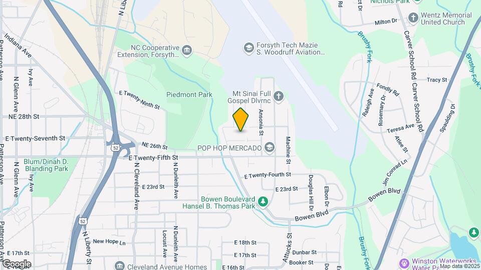 LaDeara Crest Apartments Map and Location Details