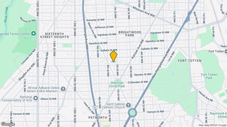 715 Emerson St NW Map and Location Details