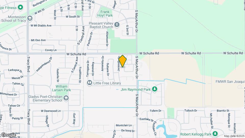 1015 Waylinn Ln Map and Location Details