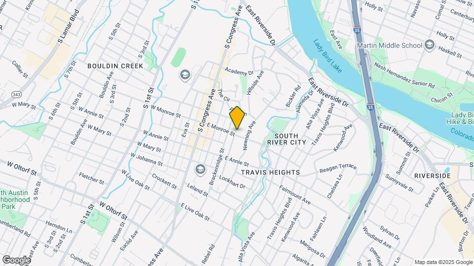 400 E Monroe St Map and Location Details