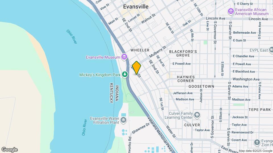 701 SE Riverside Dr Map and Location Details