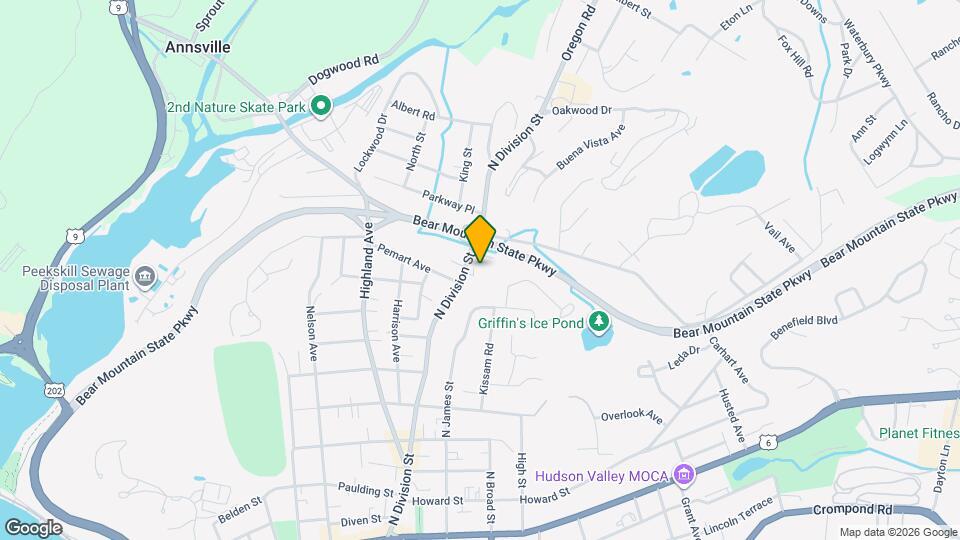 711 N Division St Map and Location Details