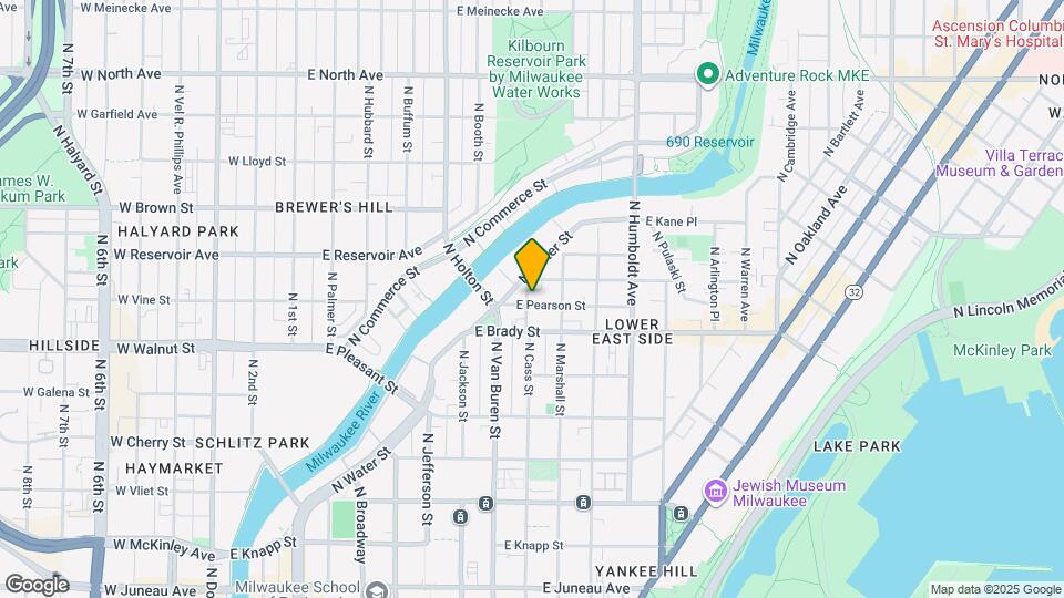 800 E Pearson St Mapa y Detalles de la Ubicación