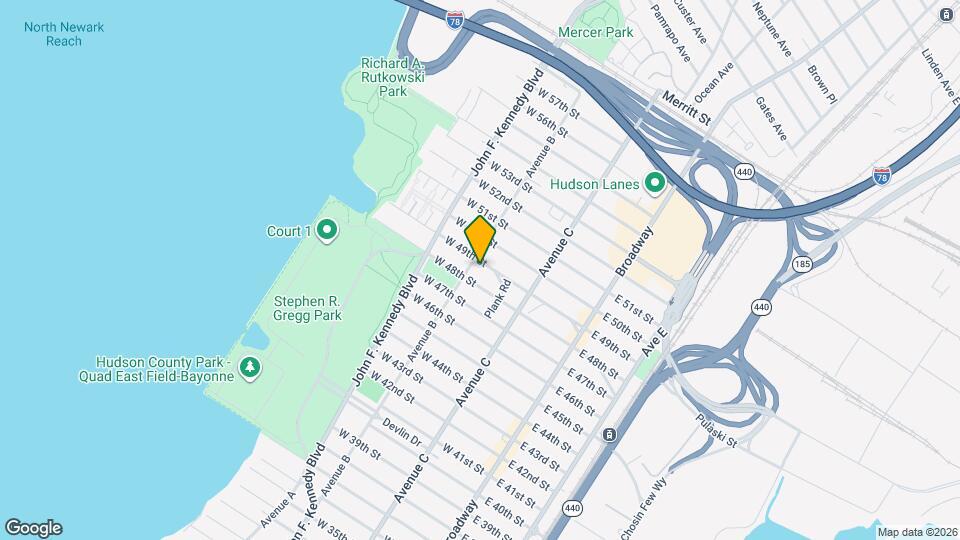 102 W 49th St, Unit 6 Map and Location Details