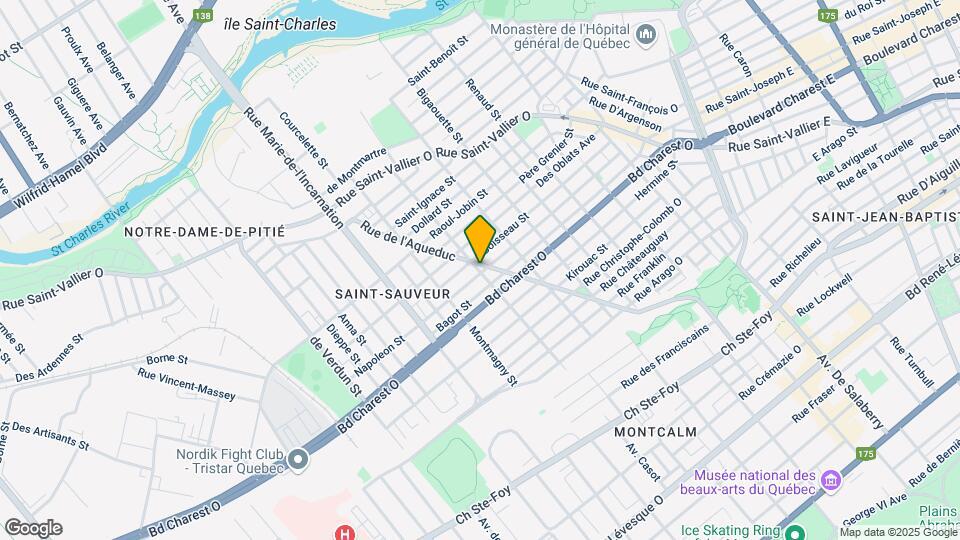 383-385 Rue St-Sauveur Map and Location Details