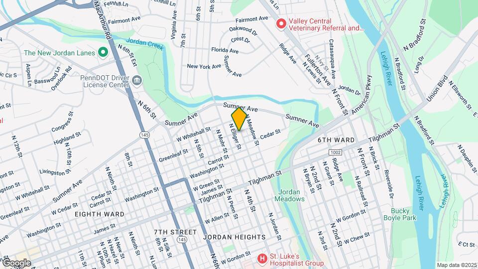 390 W Greenleaf St, Unit 390 W Greenleaf 1st F Map and Location Details
