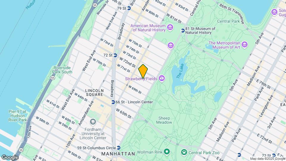 32 W 71st St Map and Location Details