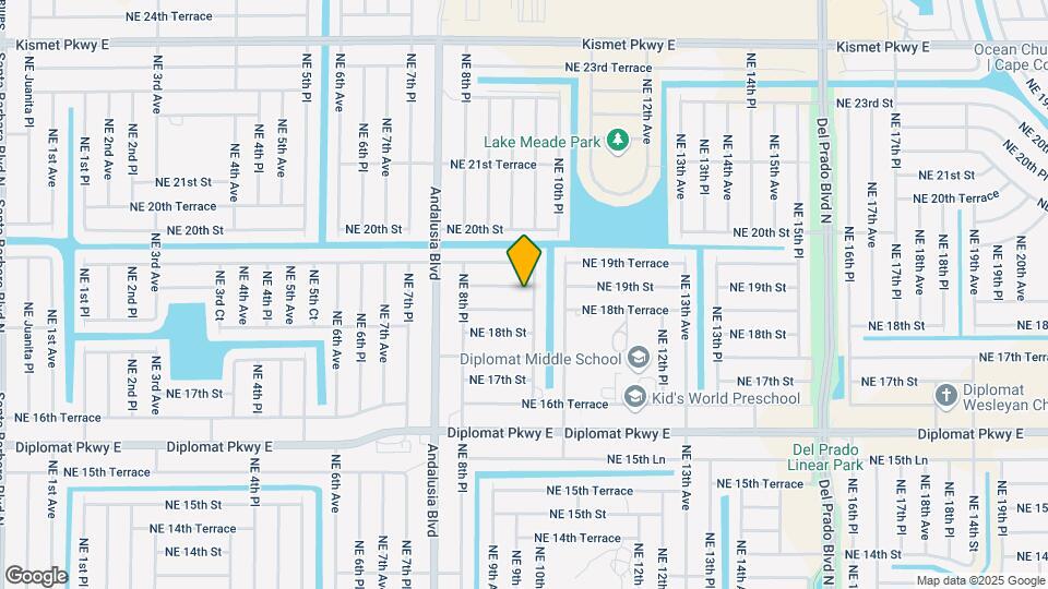 922 NE 19th St Map and Location Details