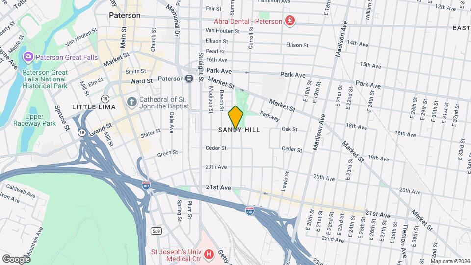 65 Oak St Map and Location Details