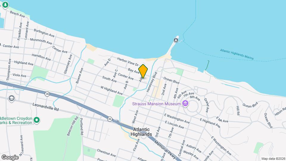 32 Center Ave Map and Location Details